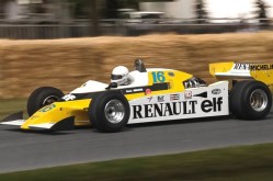 篮球过人10大必学技巧简单F1赛车战术图集f1最新排名和车队积分一览表